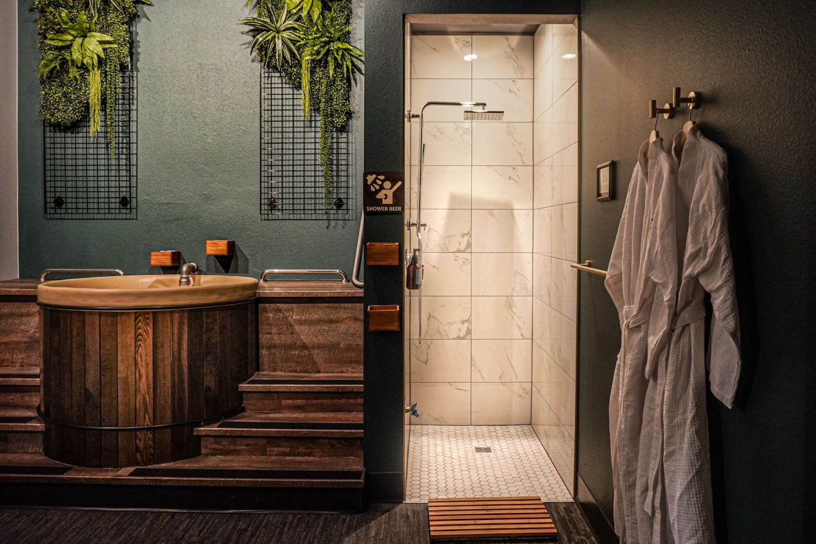 Oakwell Beer Spa's Beer Therapy Room with rain shower and beer bath